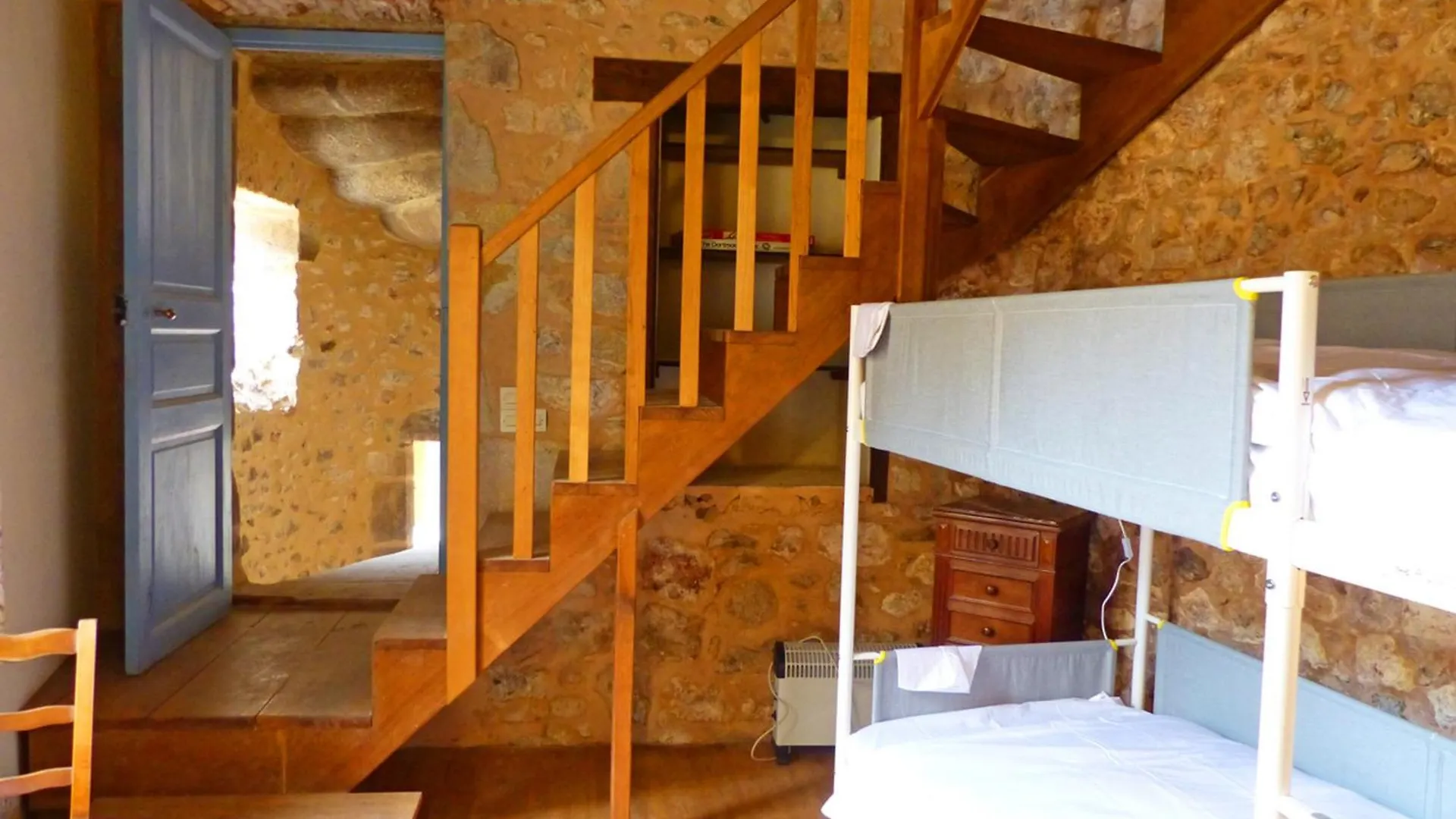 Holiday home Elegant Cottage Medieval Restaure Avec Piscine, Cheminee, Proche Du Golf Et Attractions Culturelles - Fr-1-489-335 Herisson France