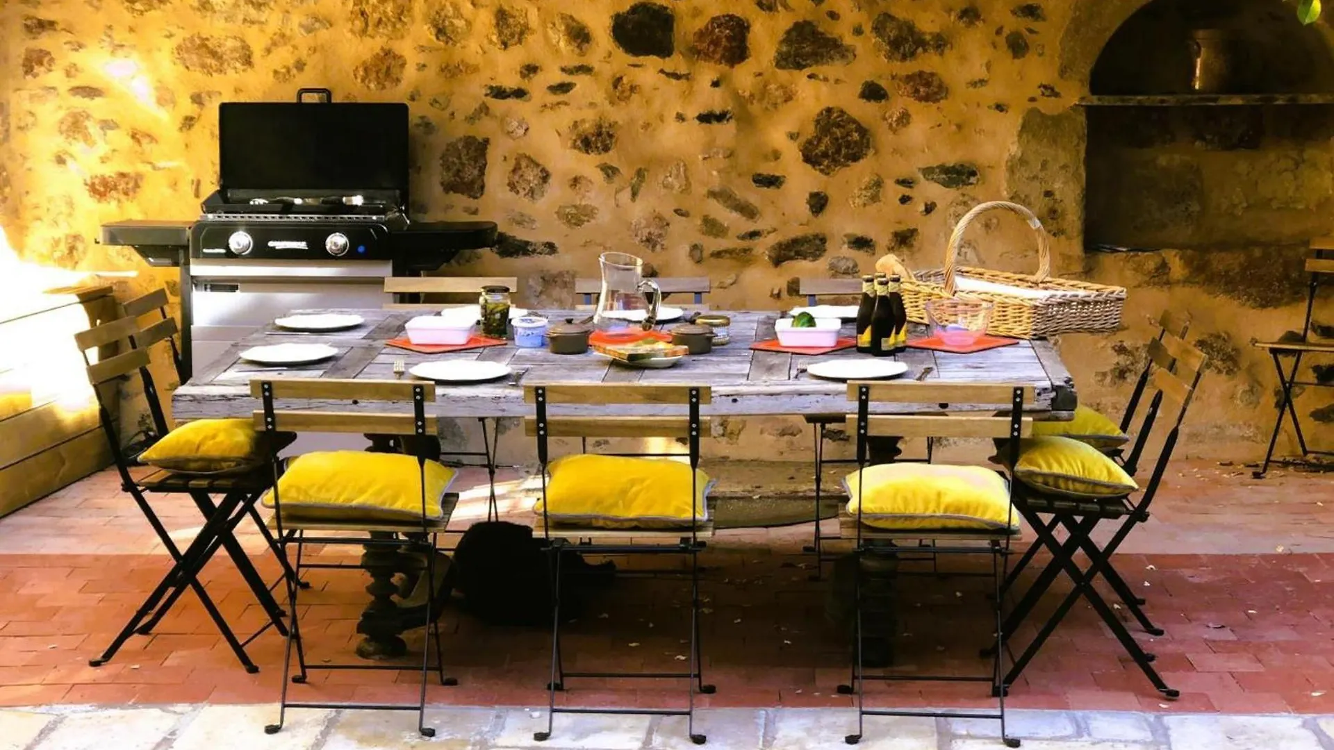 Holiday home Elegant Cottage Medieval Restaure Avec Piscine, Cheminee, Proche Du Golf Et Attractions Culturelles - Fr-1-489-335 Herisson France